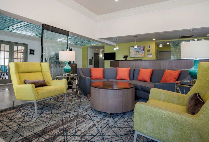 ホテル Best Western Carlton Suites