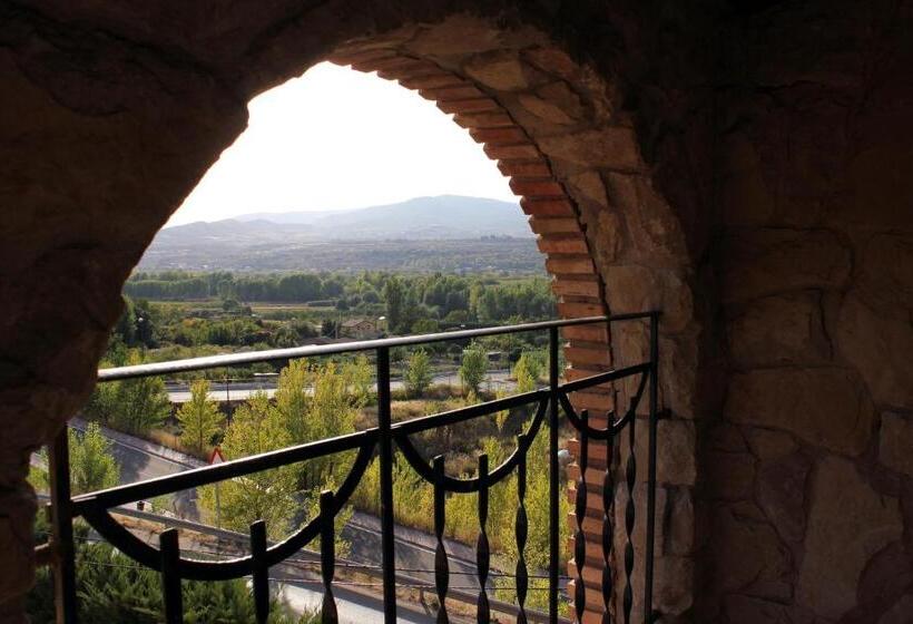 هتل Vinícola Real 200 Monges