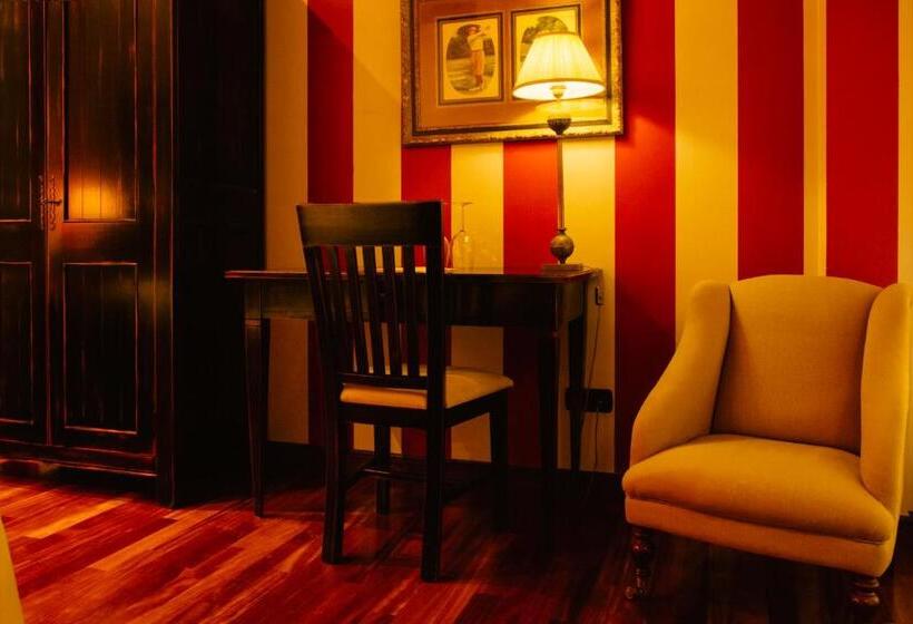 هتل Vinícola Real 200 Monges