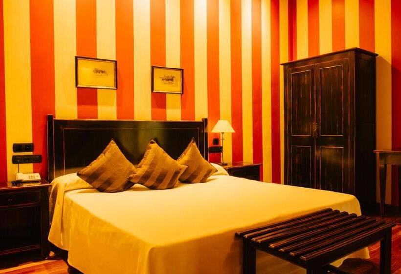 هتل Vinícola Real 200 Monges