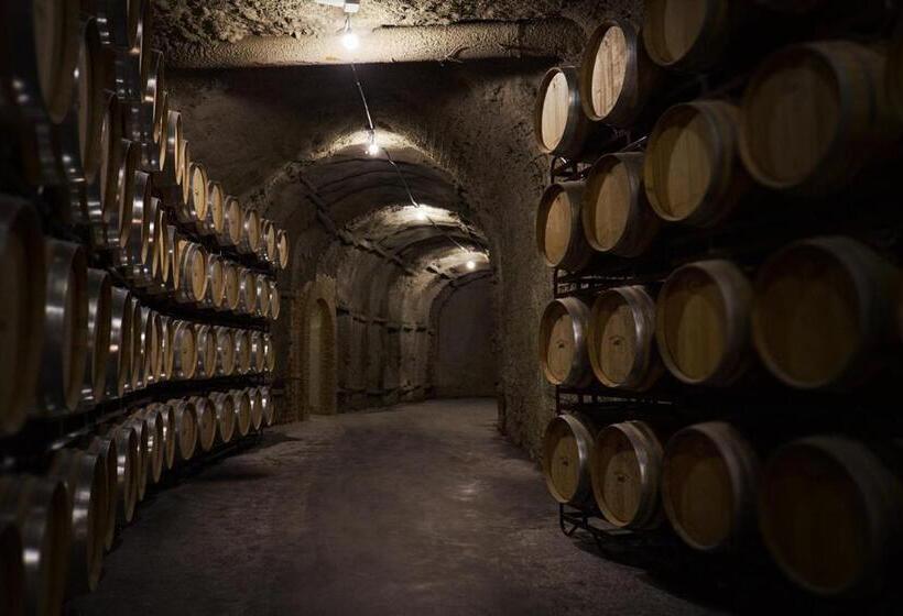 هتل Vinícola Real 200 Monges