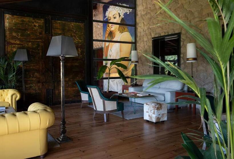 هتل Vinícola Real 200 Monges