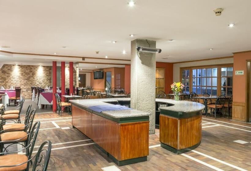 בית מלון כפרי Bogota Regency Usaquen