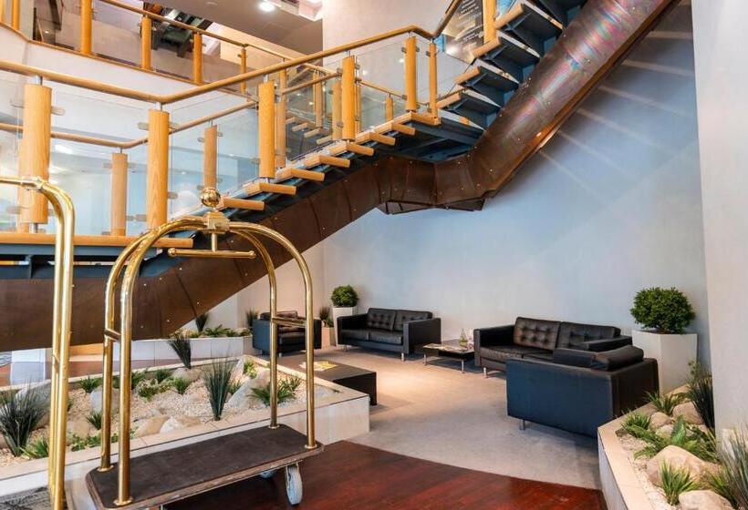 The Bolton Stadium Hotel, A Member Of Radisson Individuals