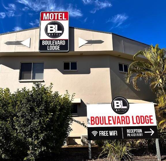 هتل Boulevard Lodge Bundaberg