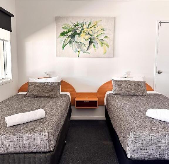 هتل Boulevard Lodge Bundaberg