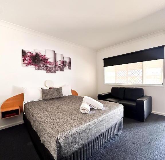 هتل Boulevard Lodge Bundaberg