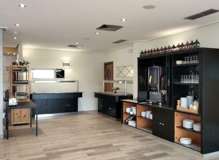 ホテル YIT Ciudad de Elche