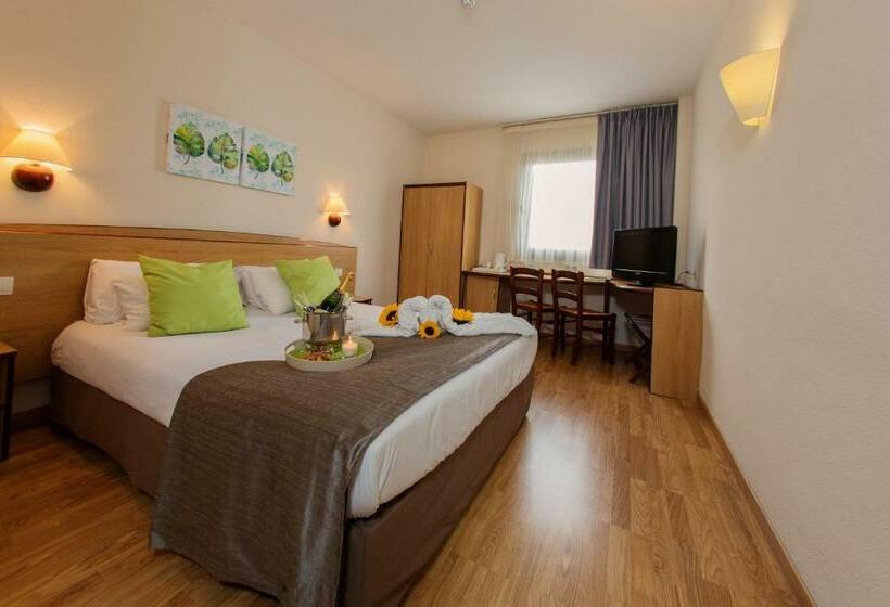 ホテル YIT Ciudad de Elche