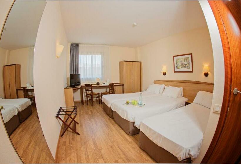 ホテル YIT Ciudad de Elche