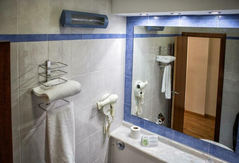 ホテル YIT Ciudad de Elche