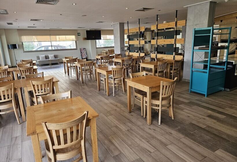 ホテル YIT Ciudad de Elche