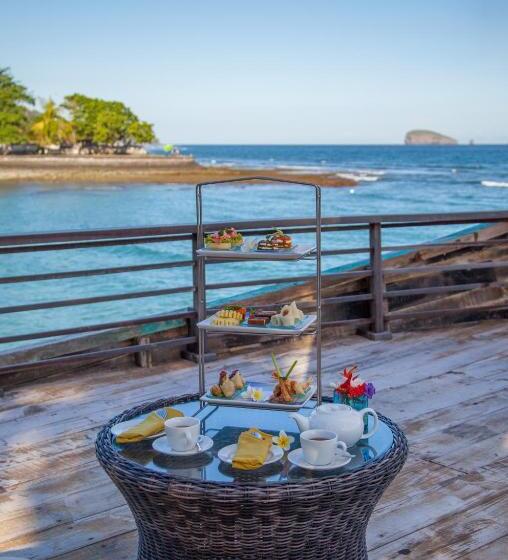 酒店 Candi Beach Resort & Spa