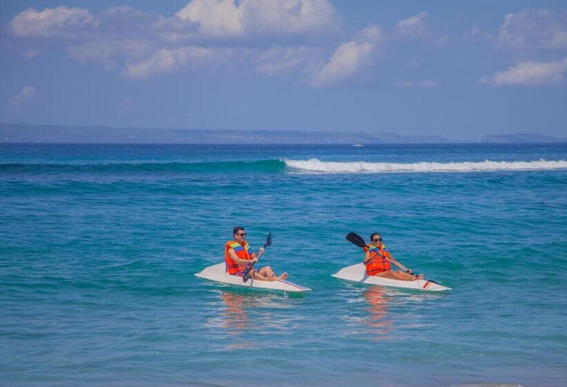 酒店 Candi Beach Resort & Spa