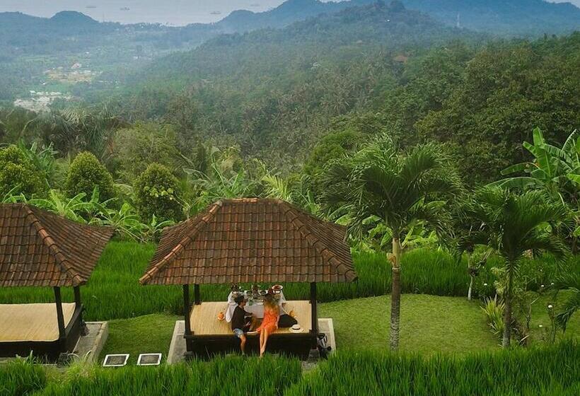 酒店 Candi Beach Resort & Spa