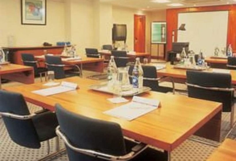 ホテル Carrington House