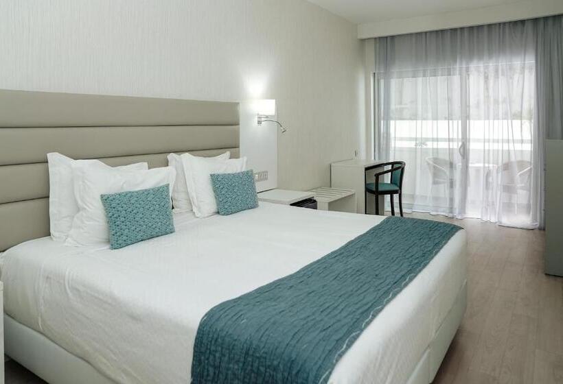 בית מלון כפרי Carvi Beach