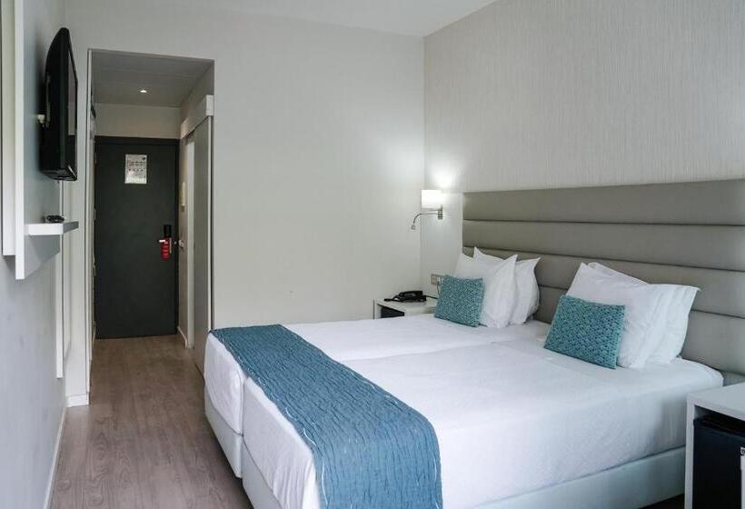 בית מלון כפרי Carvi Beach