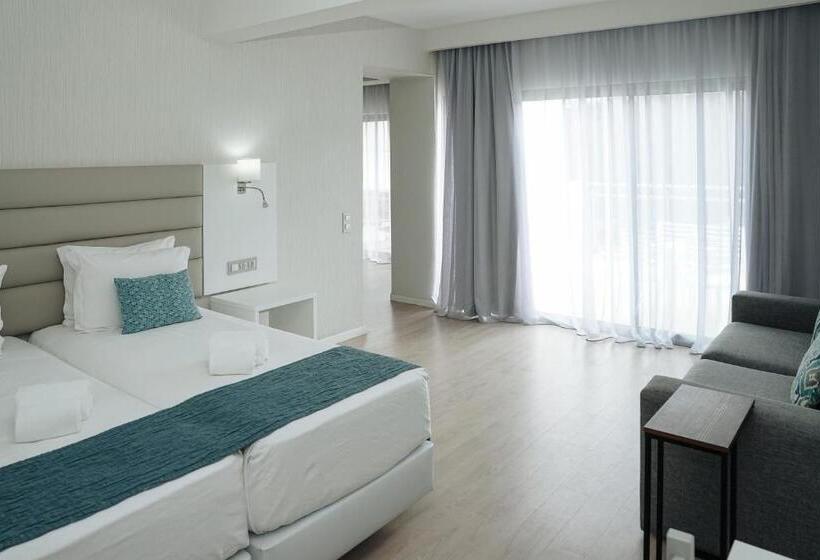 בית מלון כפרי Carvi Beach