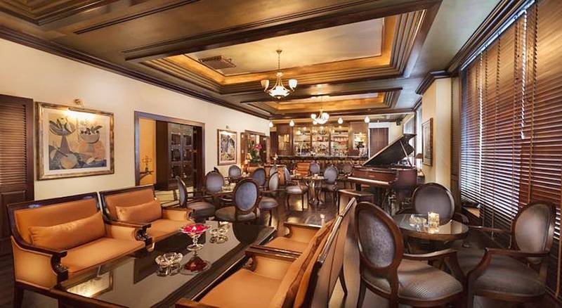 Corniche Hotel Abu Dhabi