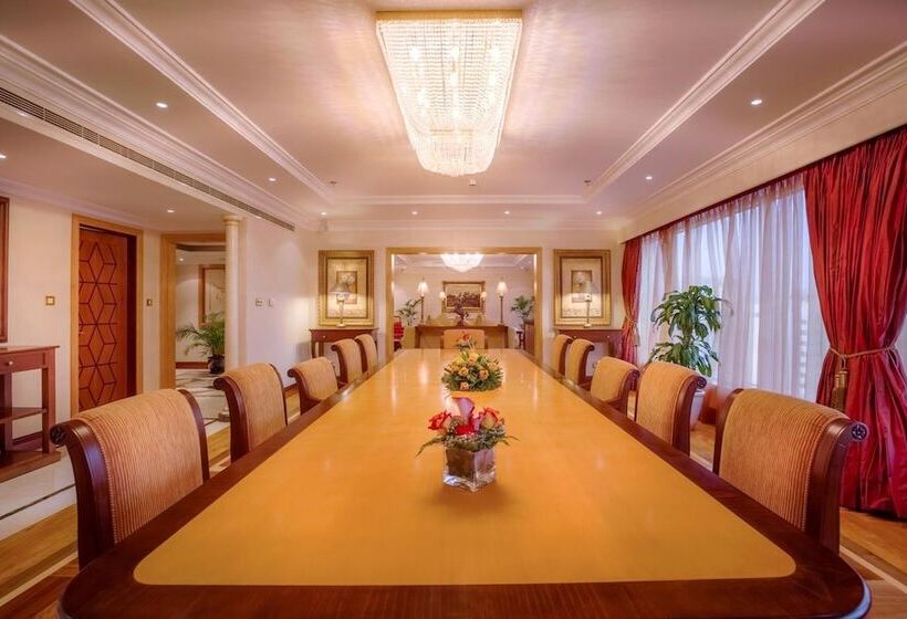 Corniche Hotel Abu Dhabi