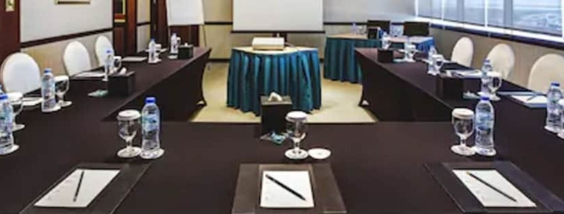 Corniche Hotel Abu Dhabi