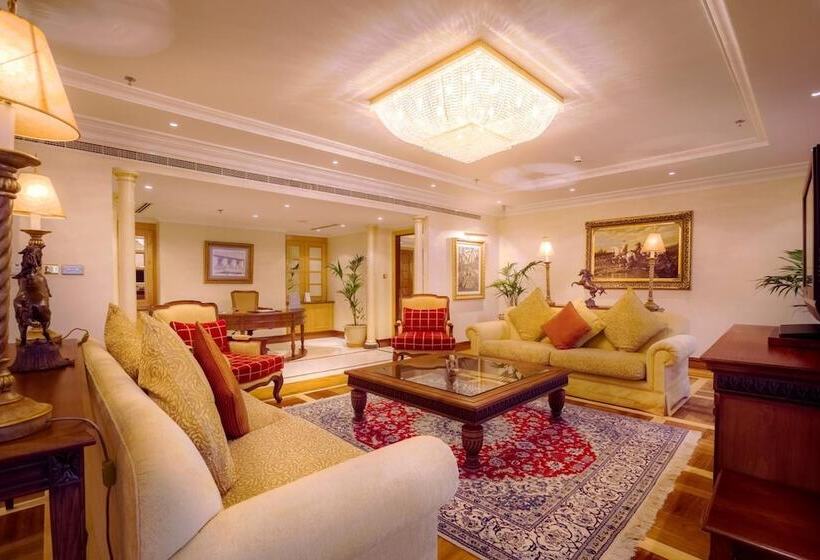 Corniche Hotel Abu Dhabi