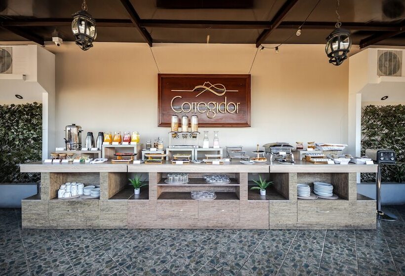 בית מלון כפרי Corregidor By Cassana