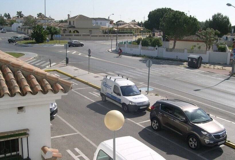 فندق Cortijo Los Gallos