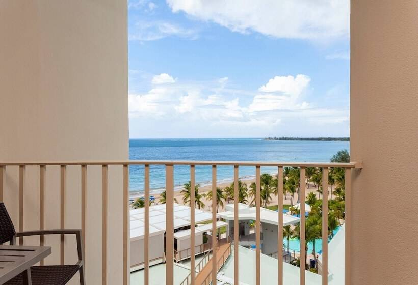 ホテル Courtyard By Marriott Isla Verde Beach Resort