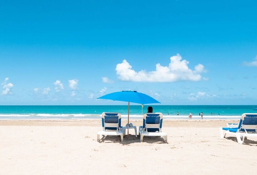 ホテル Courtyard By Marriott Isla Verde Beach Resort