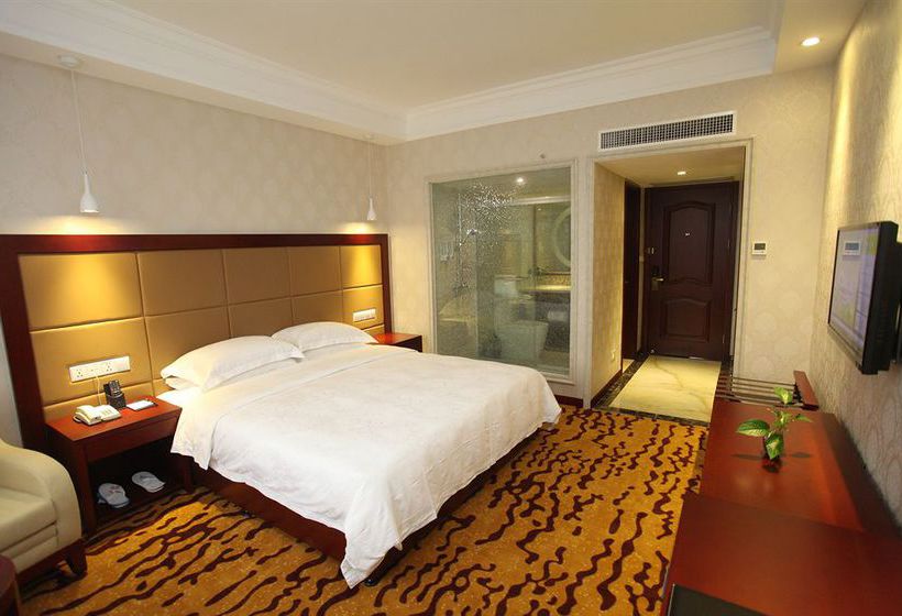 فندق Crown Plaza