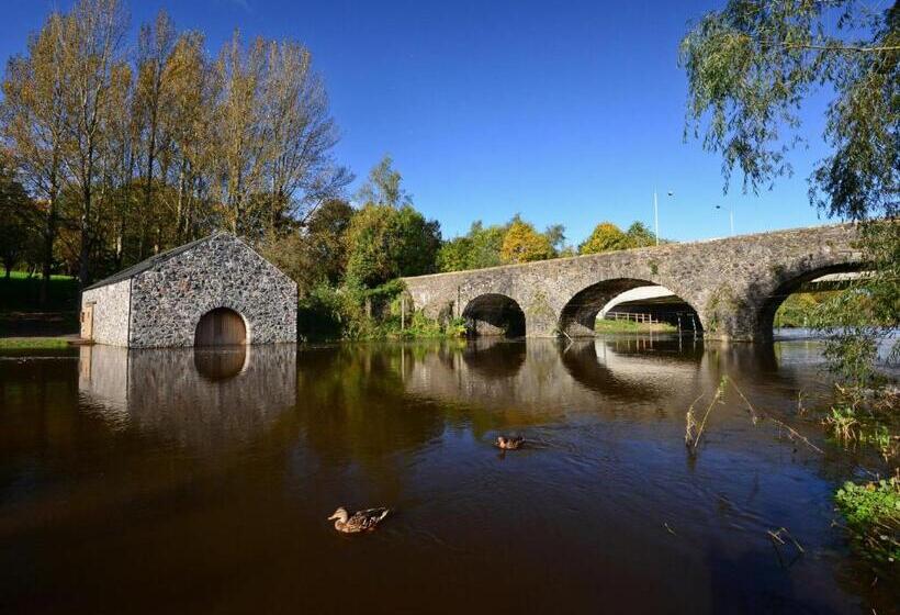 בית מלון כפרי Crowne Plaza   Belfast, An Ihg