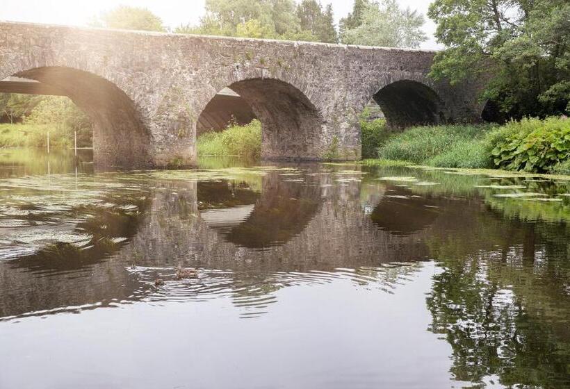 בית מלון כפרי Crowne Plaza   Belfast, An Ihg