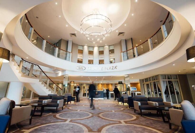 בית מלון כפרי Crowne Plaza   Belfast, An Ihg
