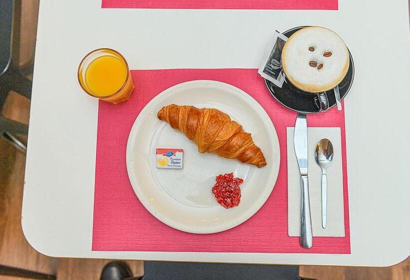 בית מלון כפרי Des Alpes Bulle Center