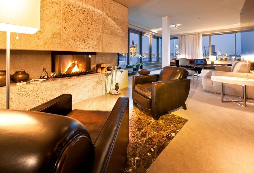 Dorint Hotel Am Heumarkt Köln