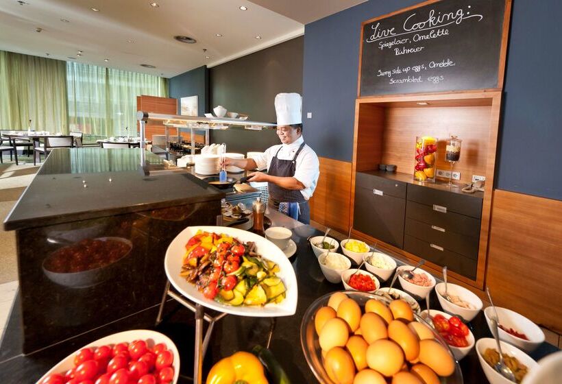 Dorint Hotel Am Heumarkt Köln