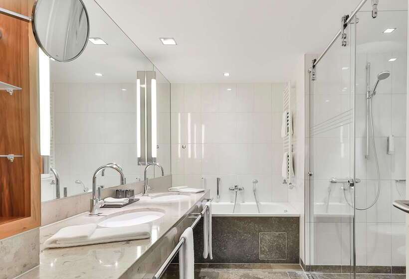 Dorint Hotel Am Heumarkt Köln