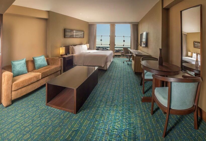 فندق Doubletree By Hilton Iquitos