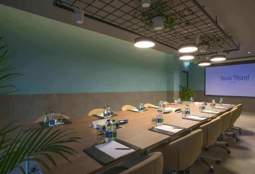 هتل Dusit Thani Dubai