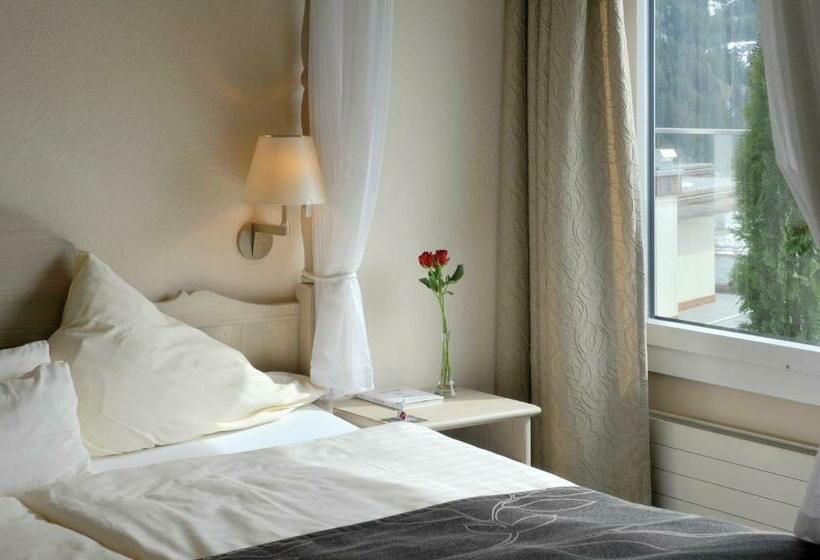 فندق Eiger Mountain & Soul Resort