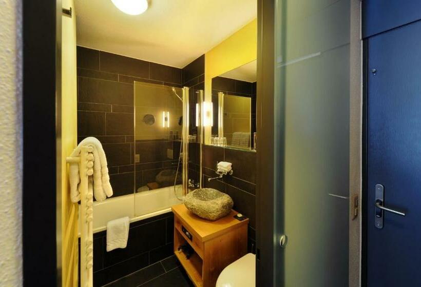 فندق Eiger Mountain & Soul Resort