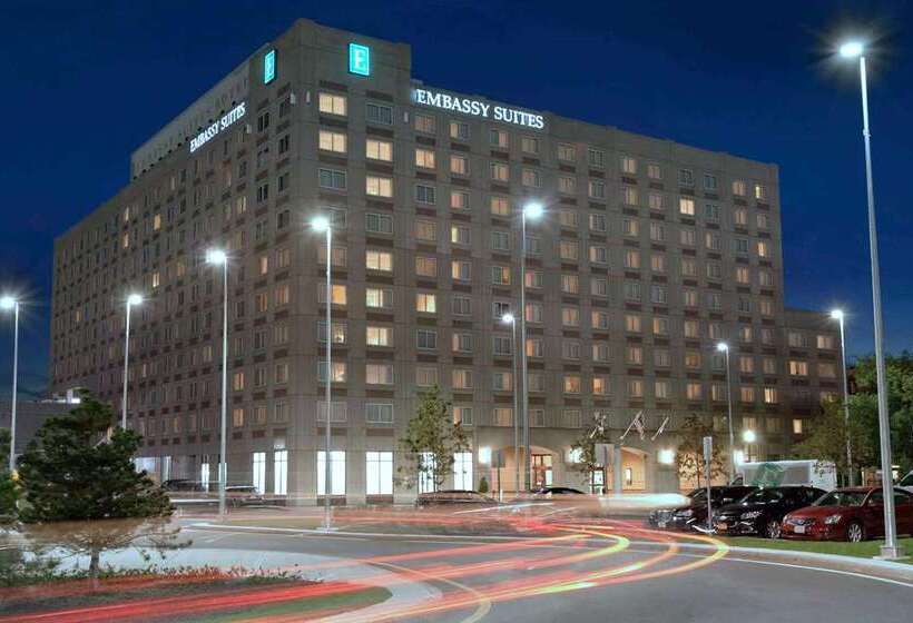 Отель Embassy Suites Boston Logan Airport