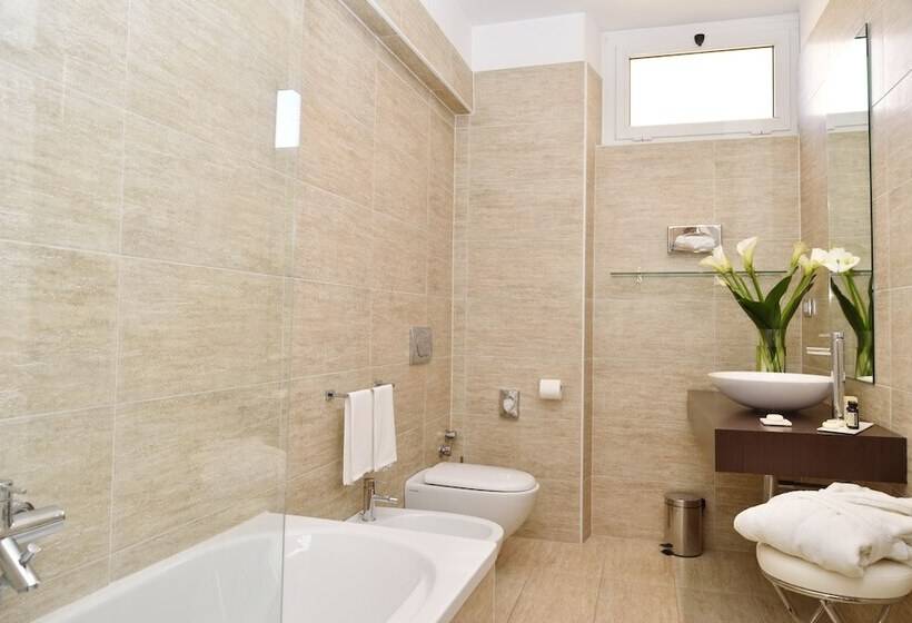 Отель Firenze E Continentale