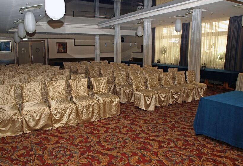 فندق Forum   Free Parking