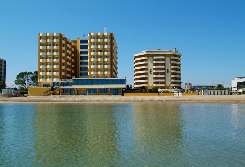 בית מלון כפרי Grand Eur