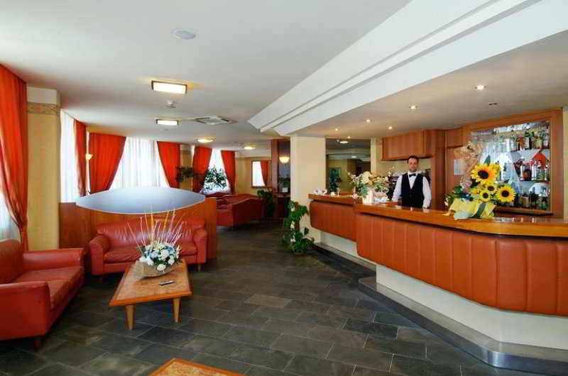 בית מלון כפרי Grand Eur