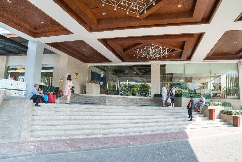 Grand Jomtien Palace Hotel   Sha Extra Plus