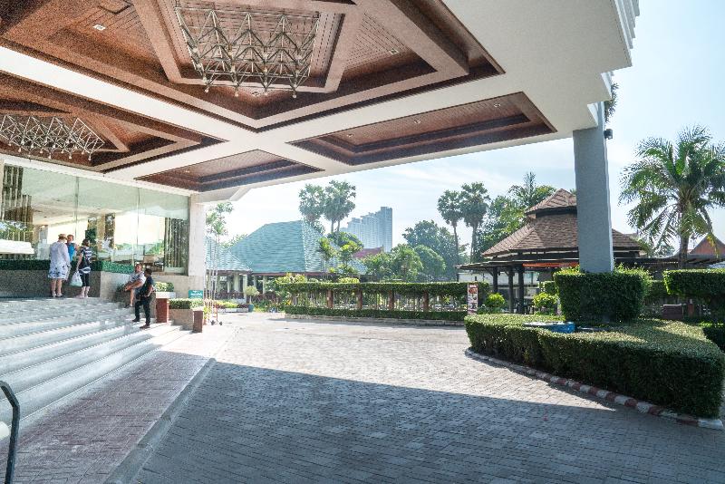 Grand Jomtien Palace Hotel   Sha Extra Plus